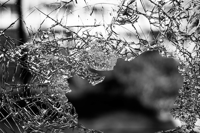The Difference Between Bulletproof and Bullet Resistant Glass